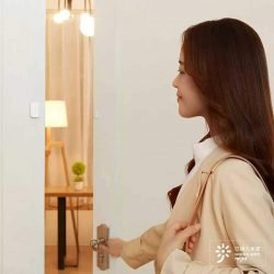 Hình ảnh thực tế của cám biến cửa Aqara