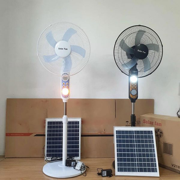 Solar Fan V218 công suất mạnh mẽ, xua tan đi cơn nóng mùa hè