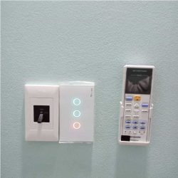 Ảnh thực tế công tắc thông minh Vconnex 3 nút